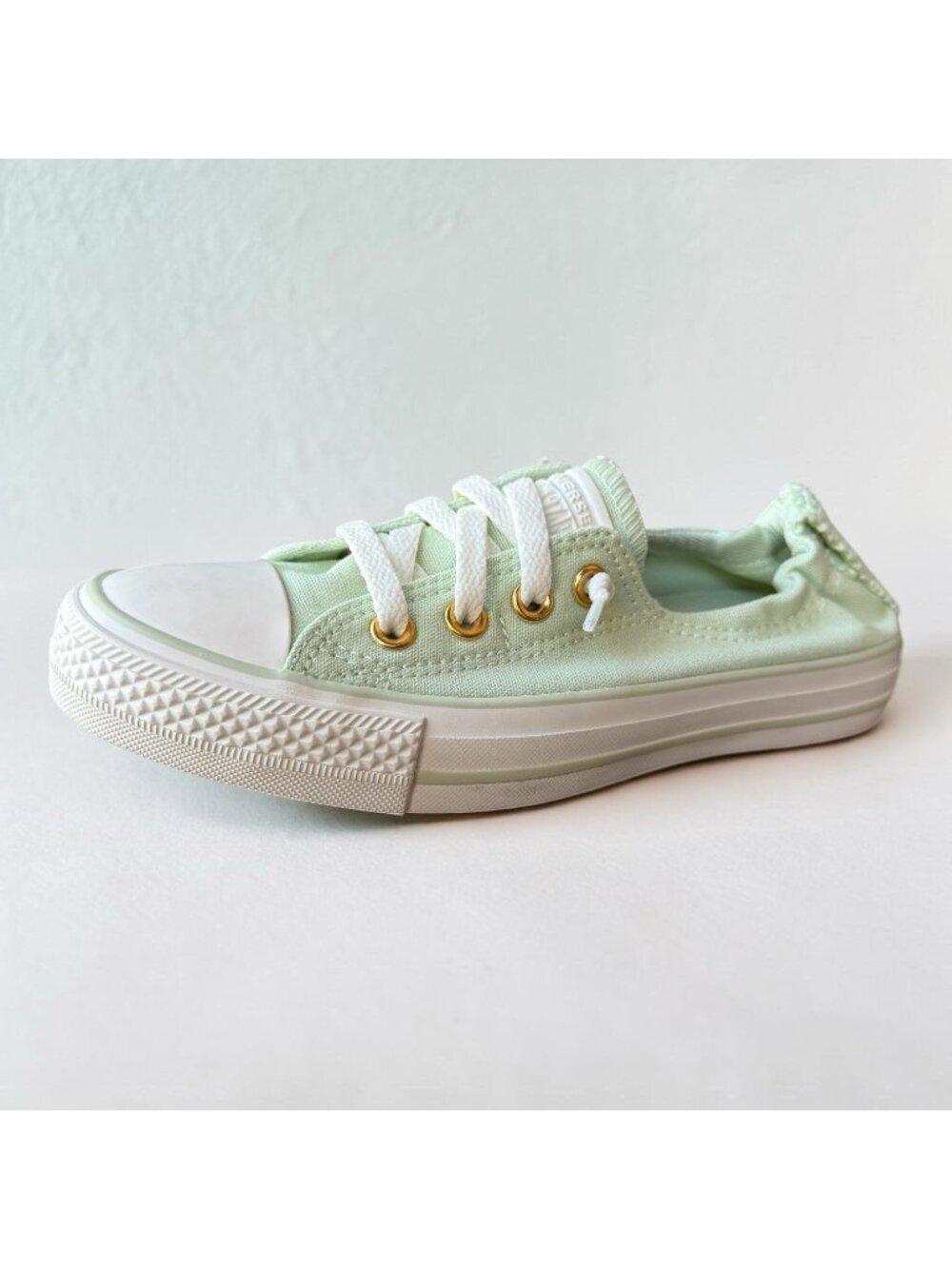 Converse Women’s Size 6 Chuck Taylor Low Top Sneakers Mint Green Slip On
